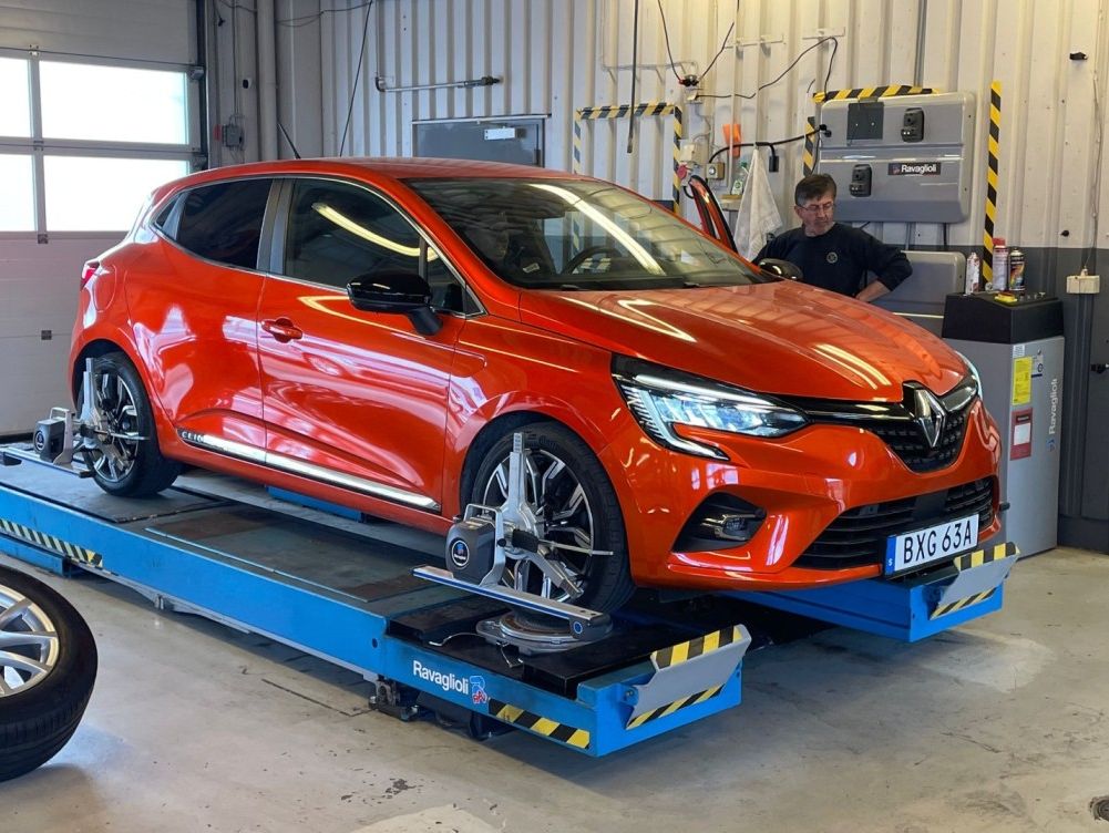 hjulinställning bäckebol utmed E6 med dropin